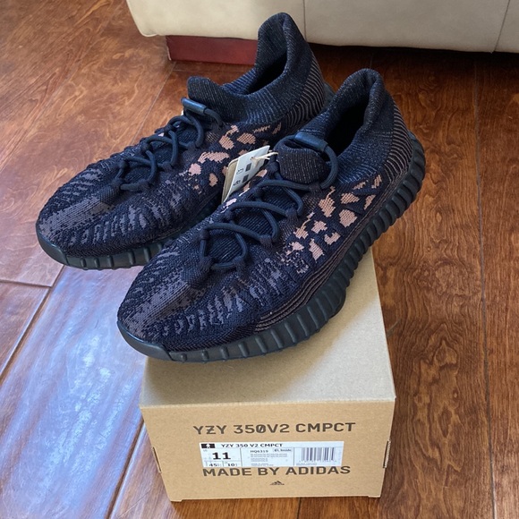 New Yeezy 350 V2 CMPCT SIZE 11 - Picture 2 of 5